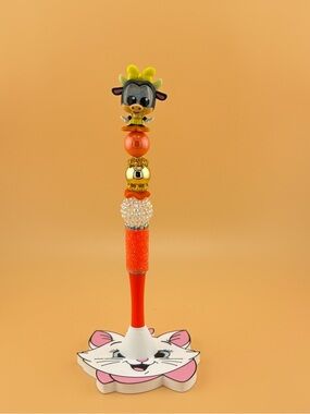 Clarabelle the Cow